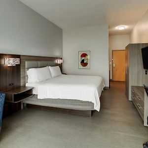 Standard King Room Disability Access